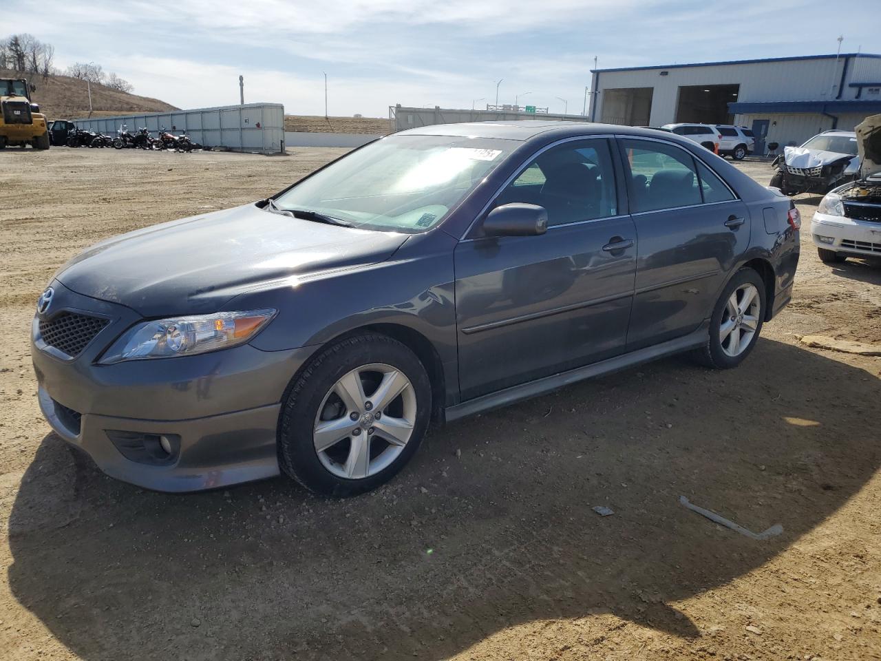 TOYOTA CAMRY BASE 2011