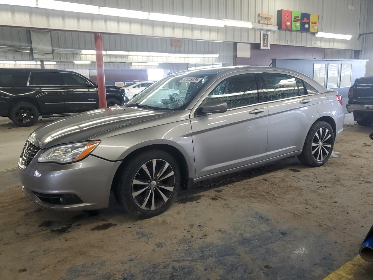 CHRYSLER 200 TOURIN 2013