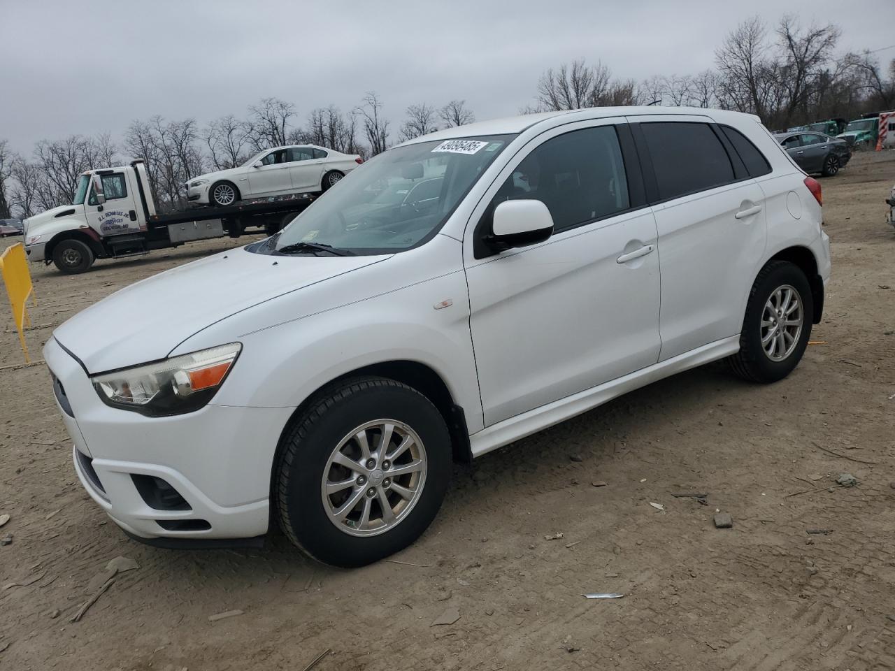 MITSUBISHI OUTLANDER 2011