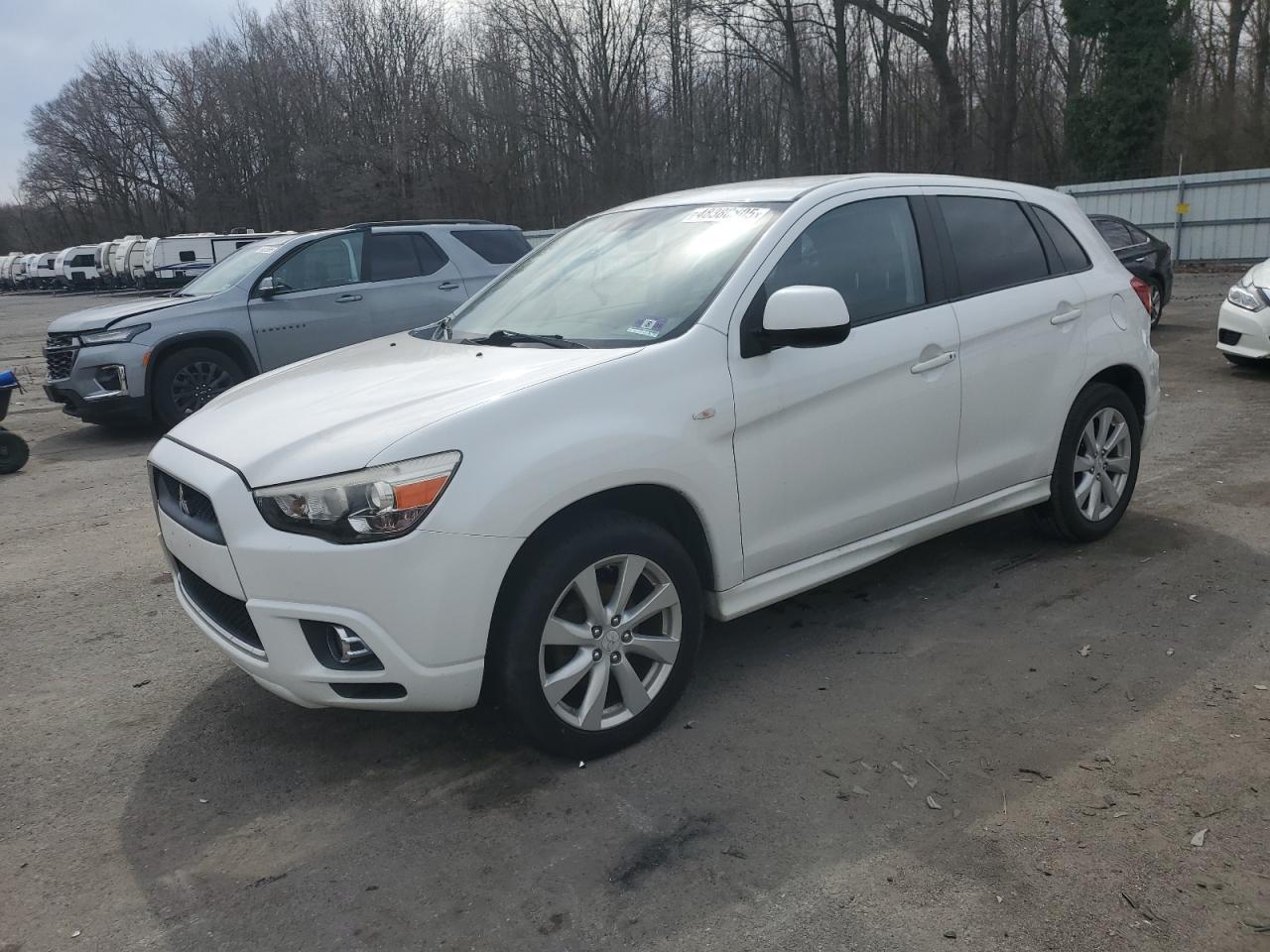 MITSUBISHI OUTLANDER 2012