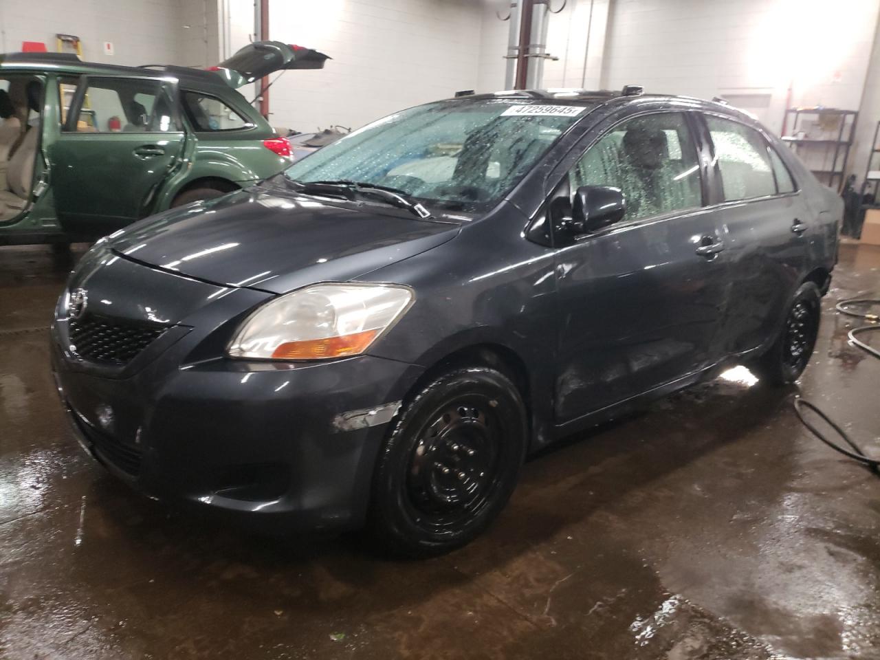 TOYOTA YARIS 2010