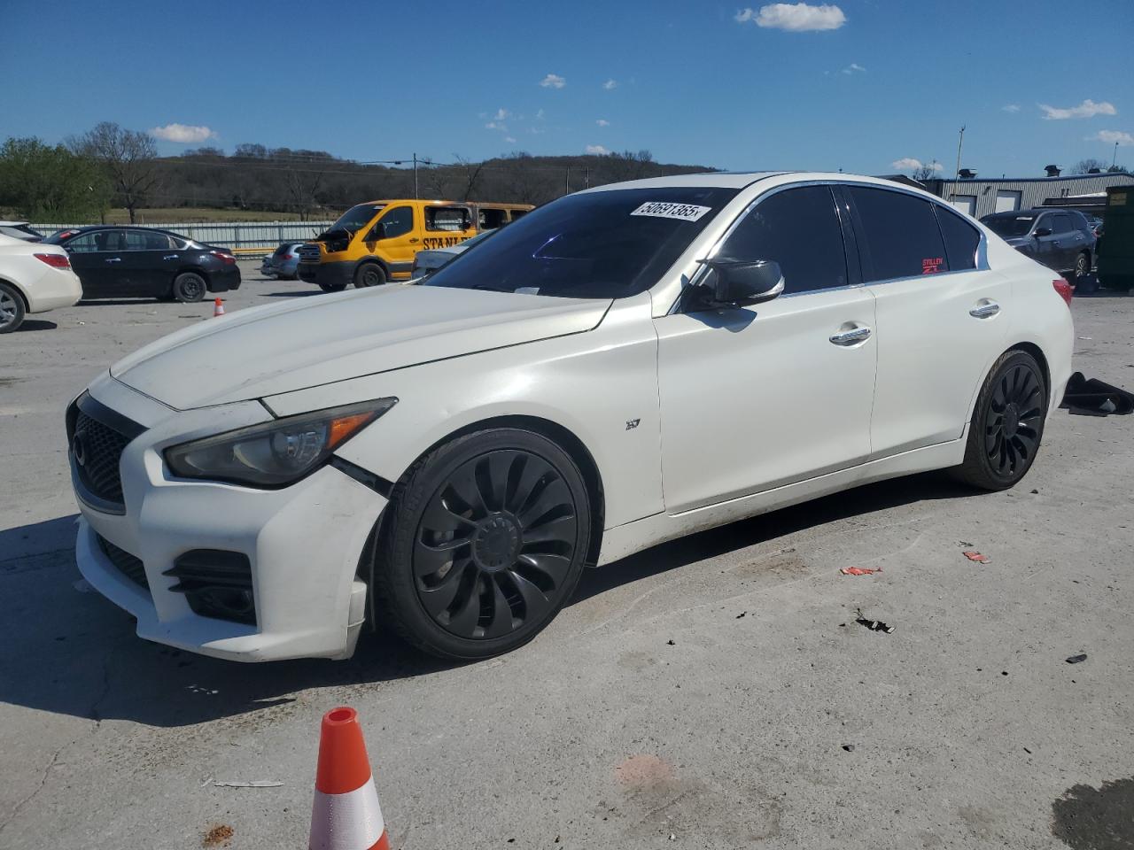 INFINITI Q50 BASE 2015