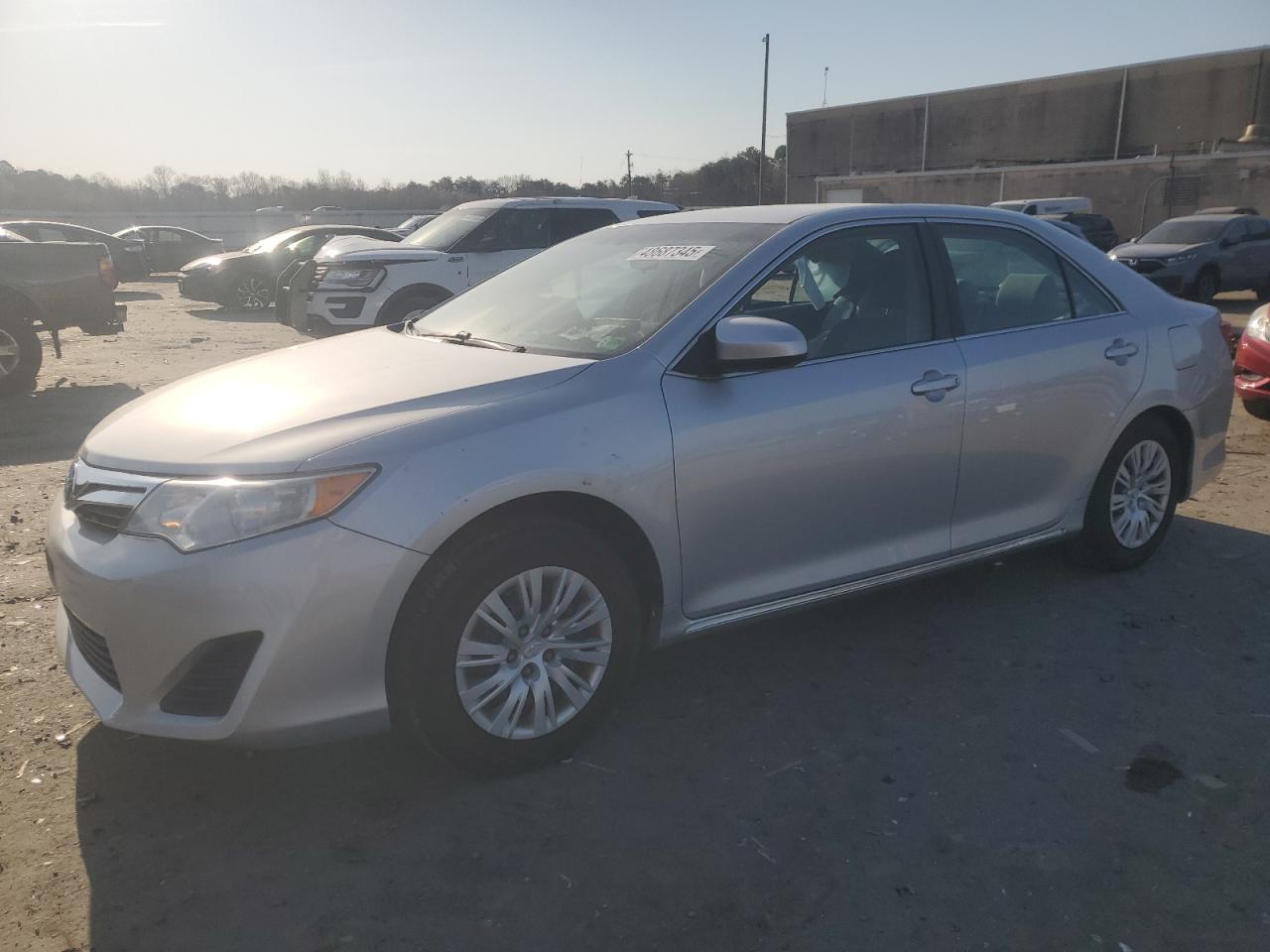 TOYOTA CAMRY 2014