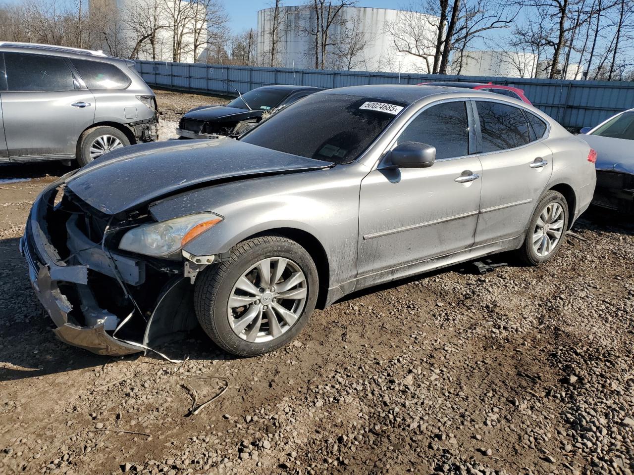 INFINITI M37 X 2012