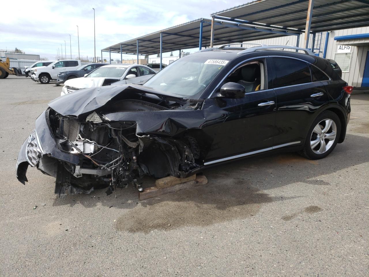 INFINITI FX35 2011