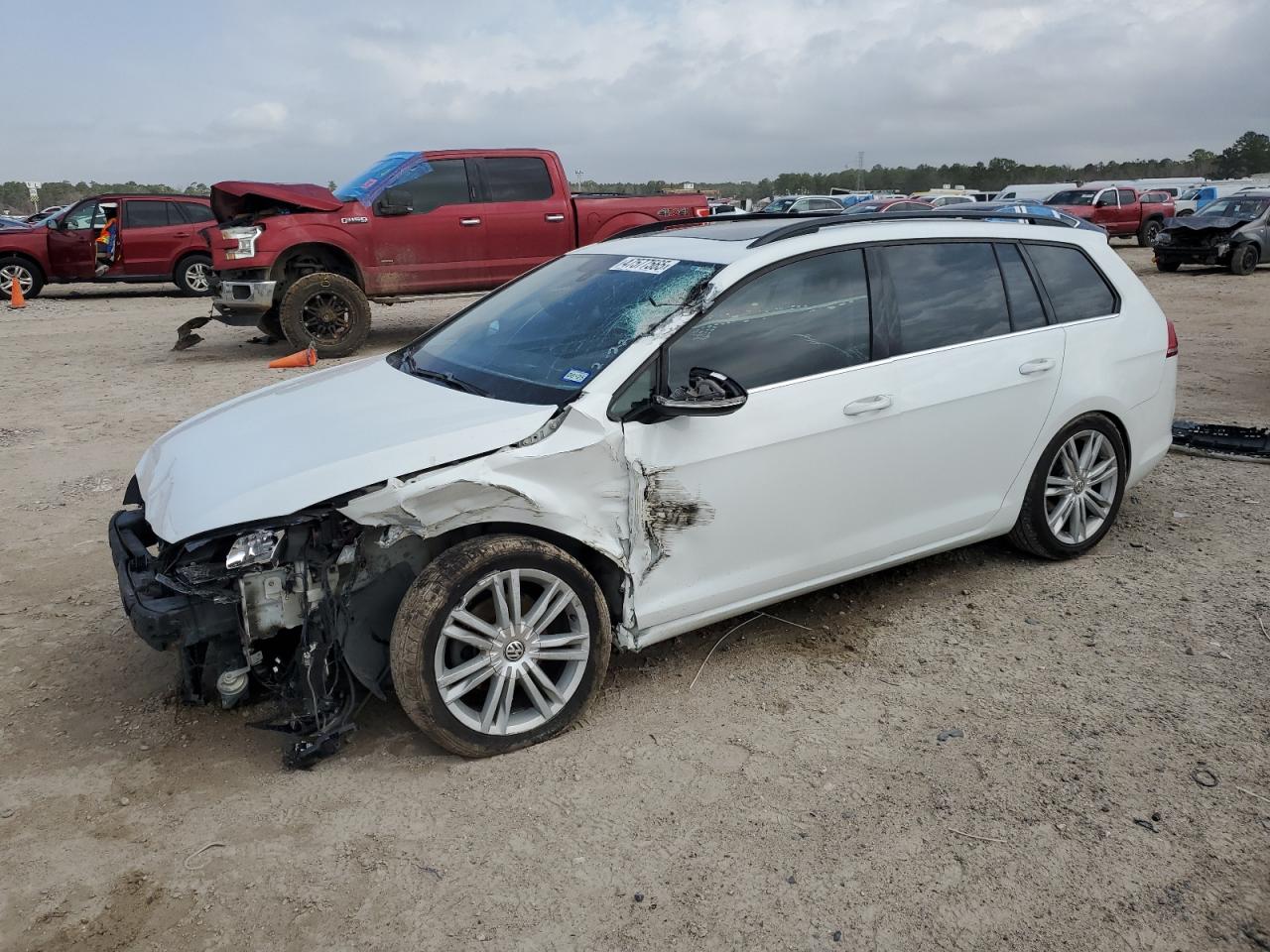VOLKSWAGEN GOLF SPORT 2015