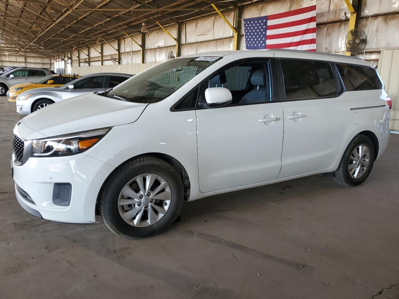 KIA SEDONA LX 2016