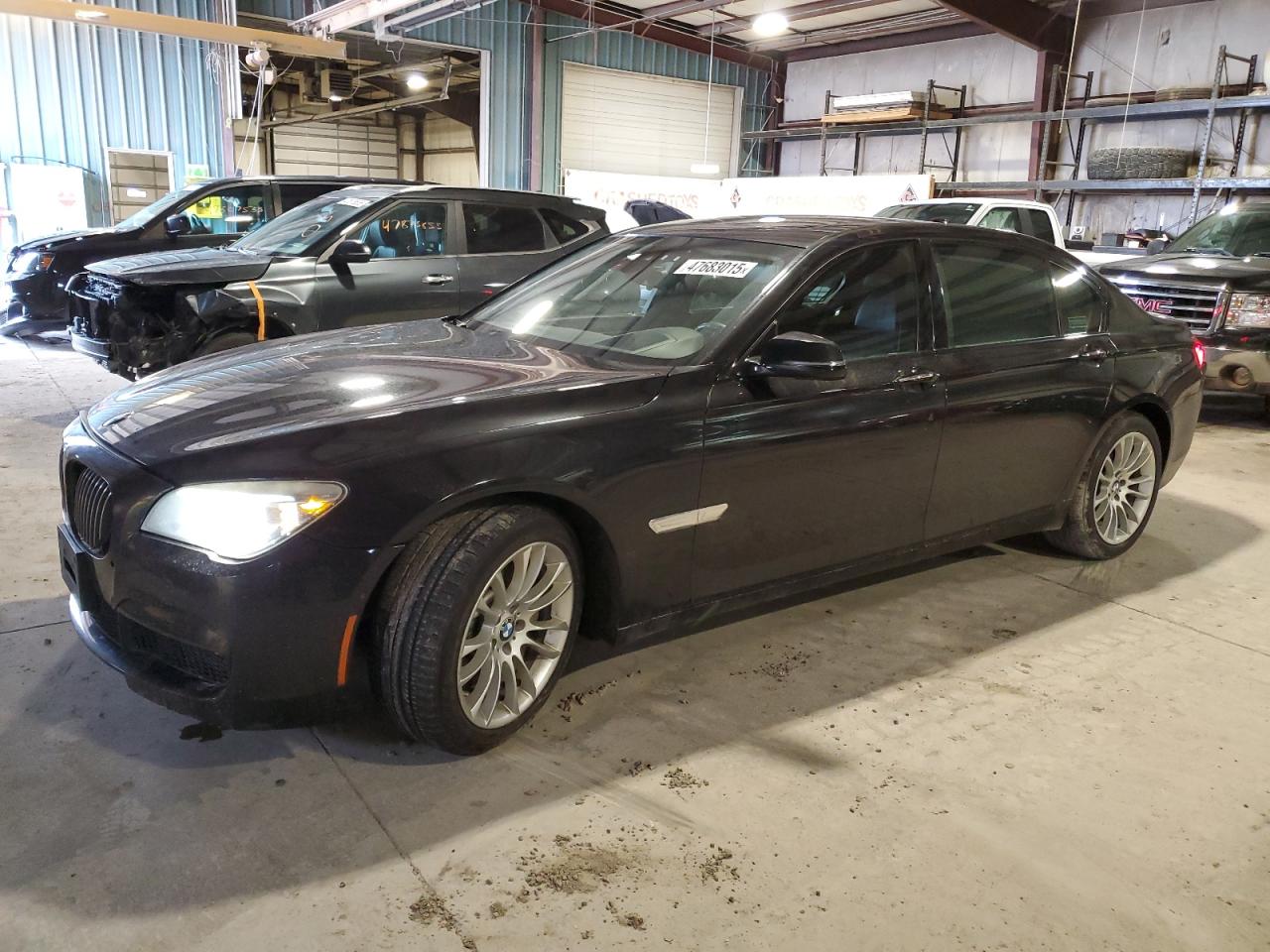 BMW 750 LXI 2013