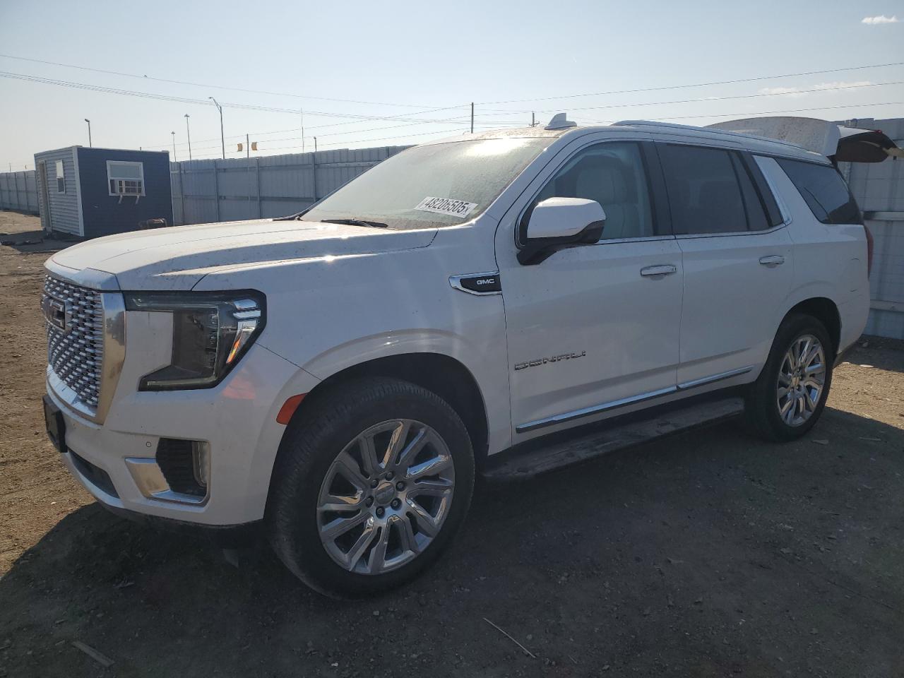 GMC YUKON DENA 2021