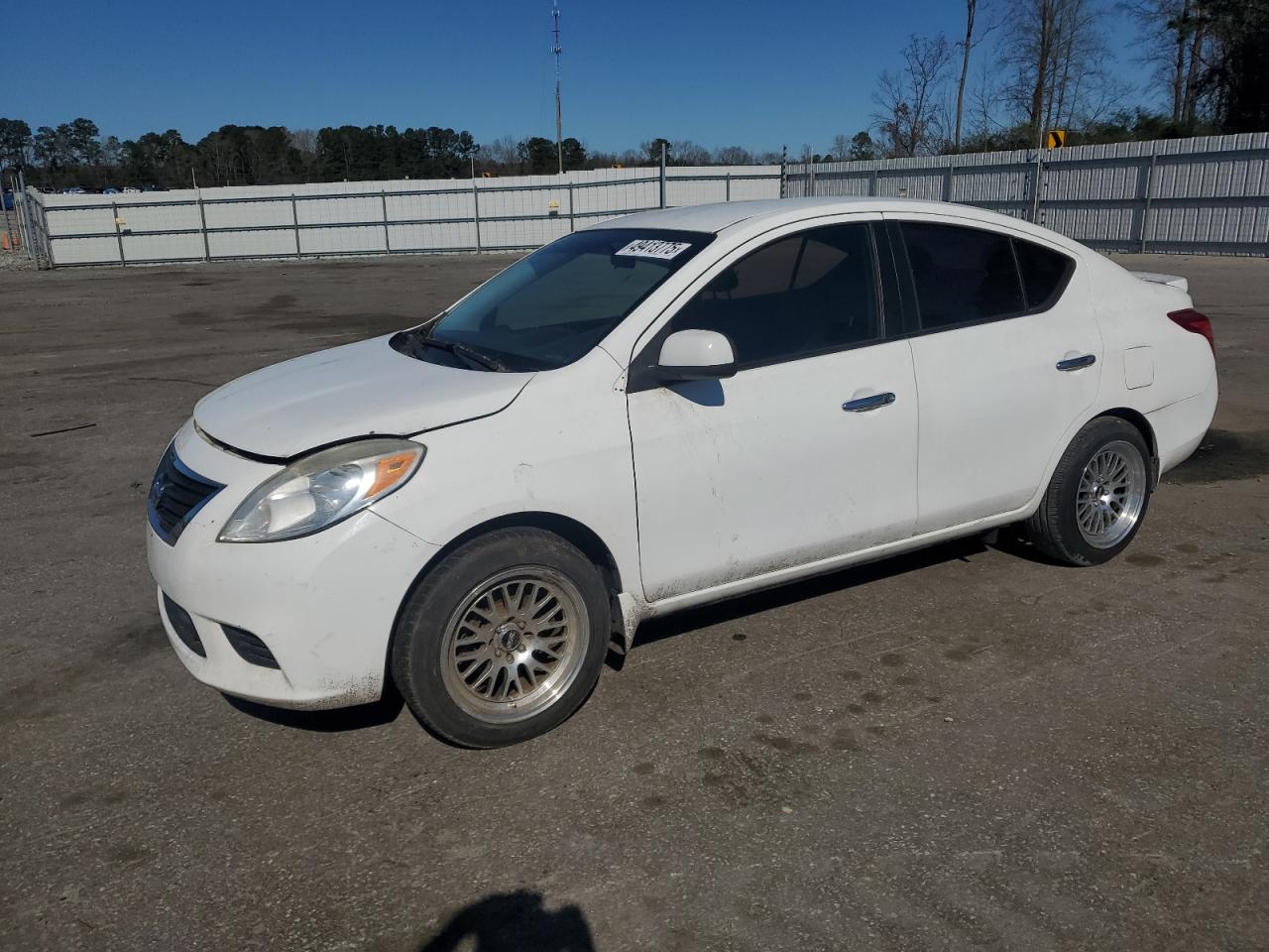 NISSAN VERSA S 2013