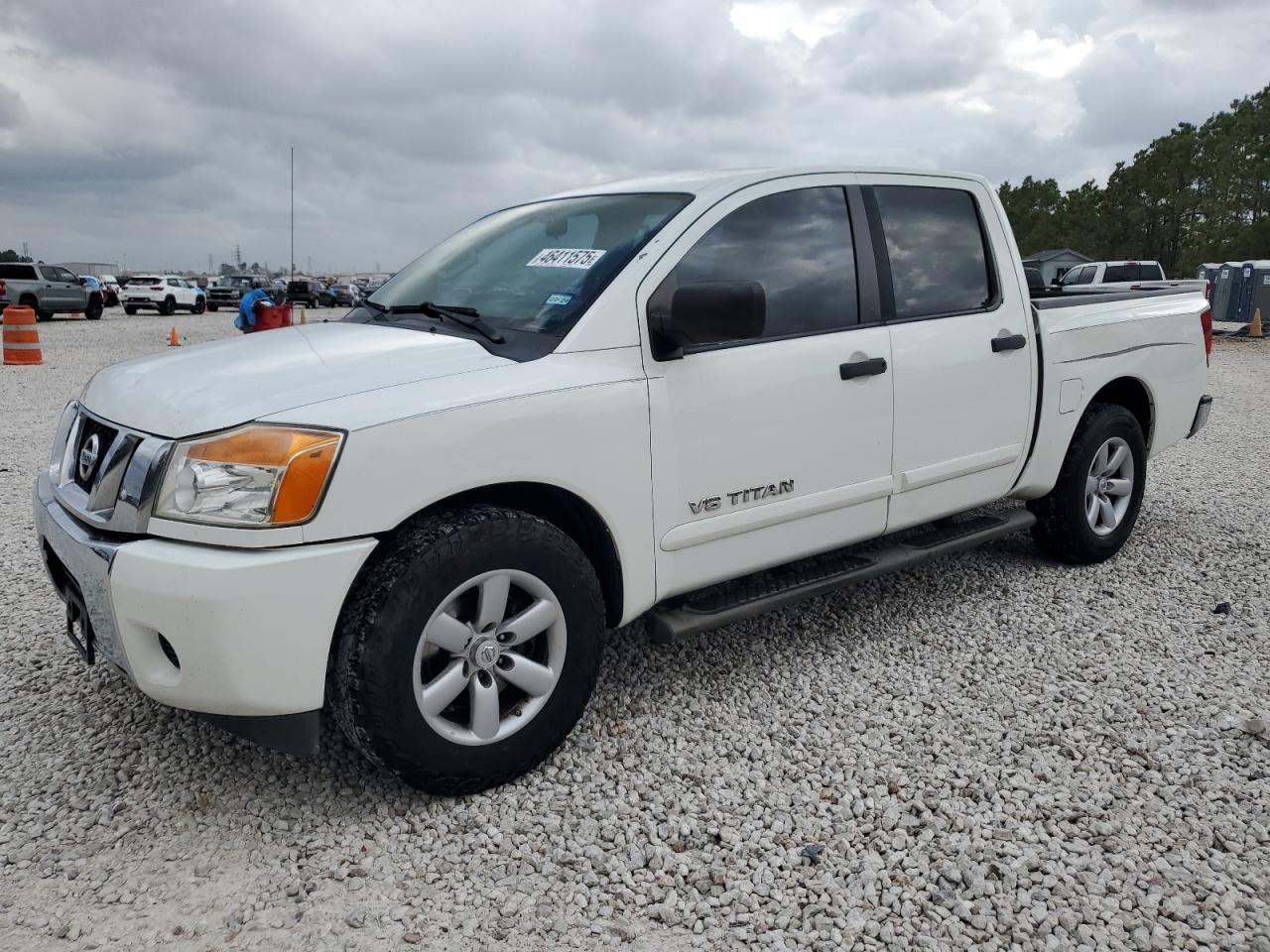 NISSAN TITAN S 2013