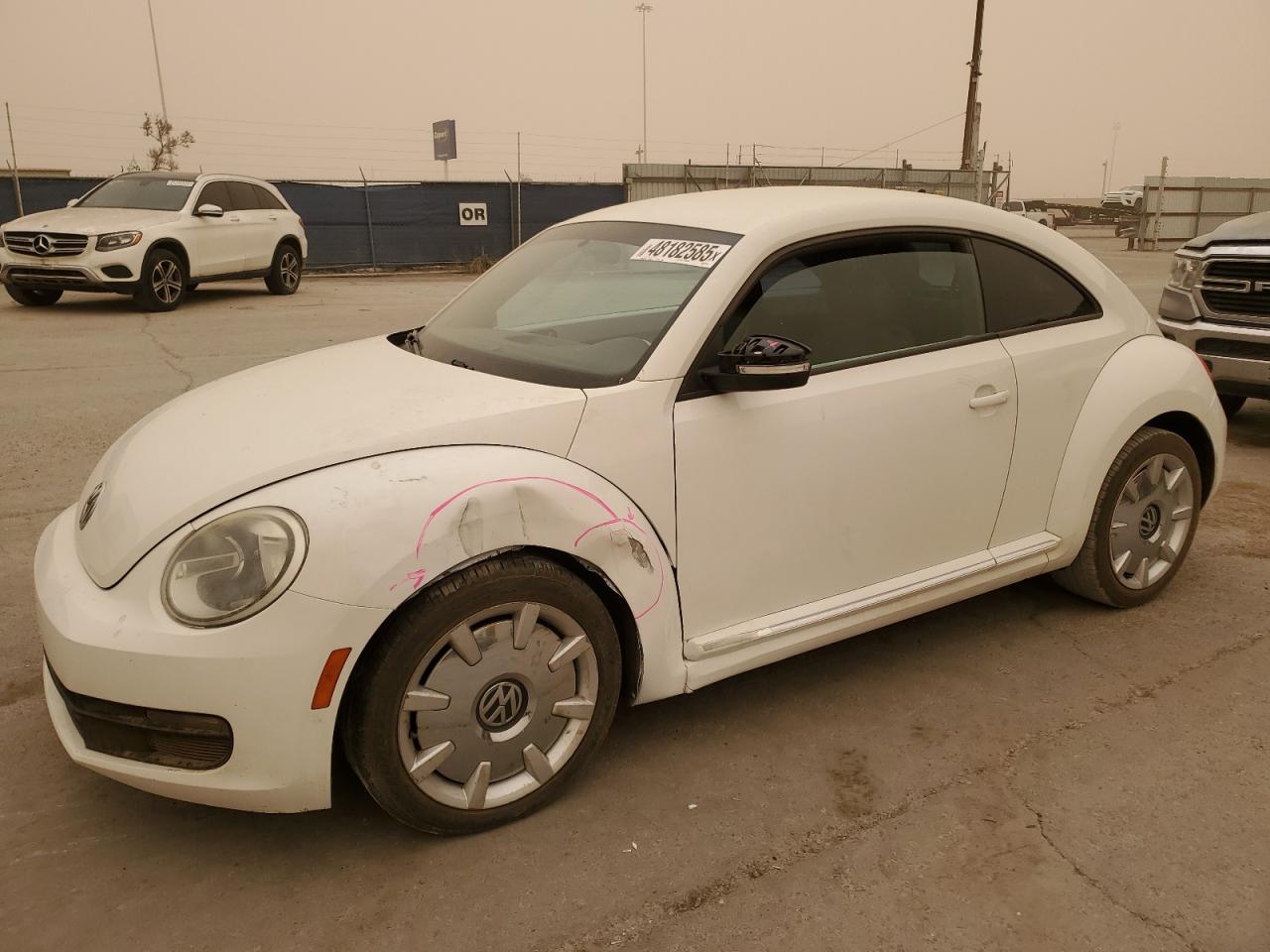 VOLKSWAGEN BEETLE 2012