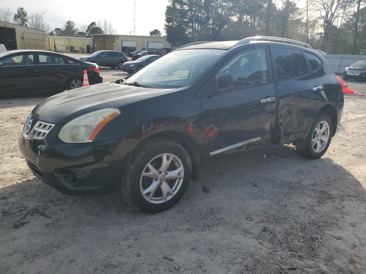 NISSAN ROGUE S 2011