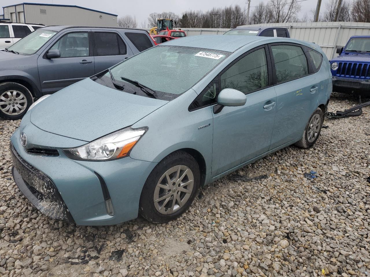 TOYOTA PRIUS V 2015