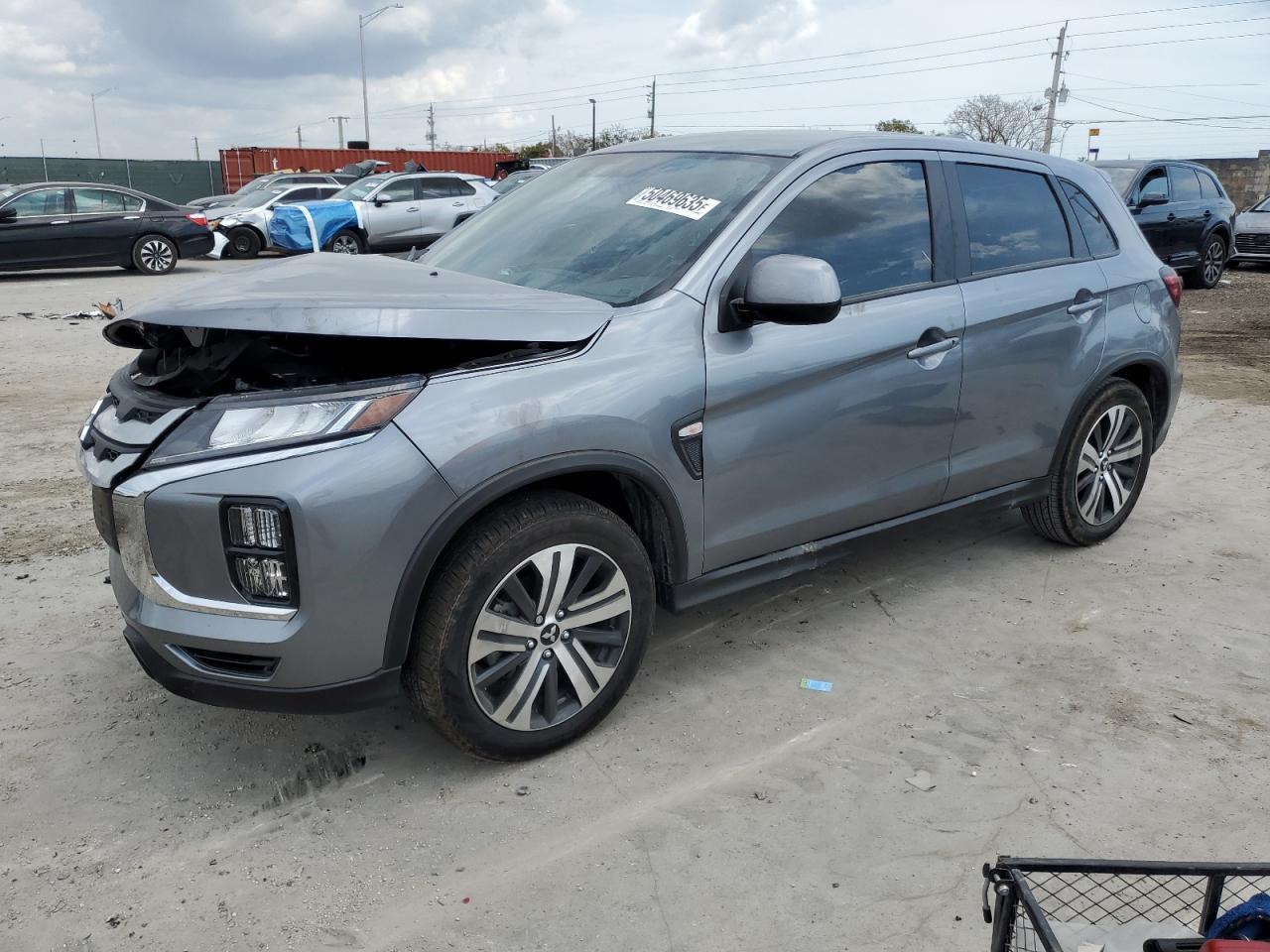 MITSUBISHI OUTLANDER 2024