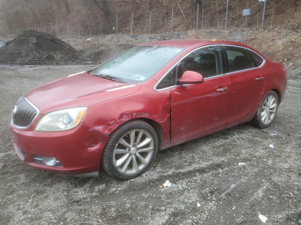 BUICK VERANO 2013