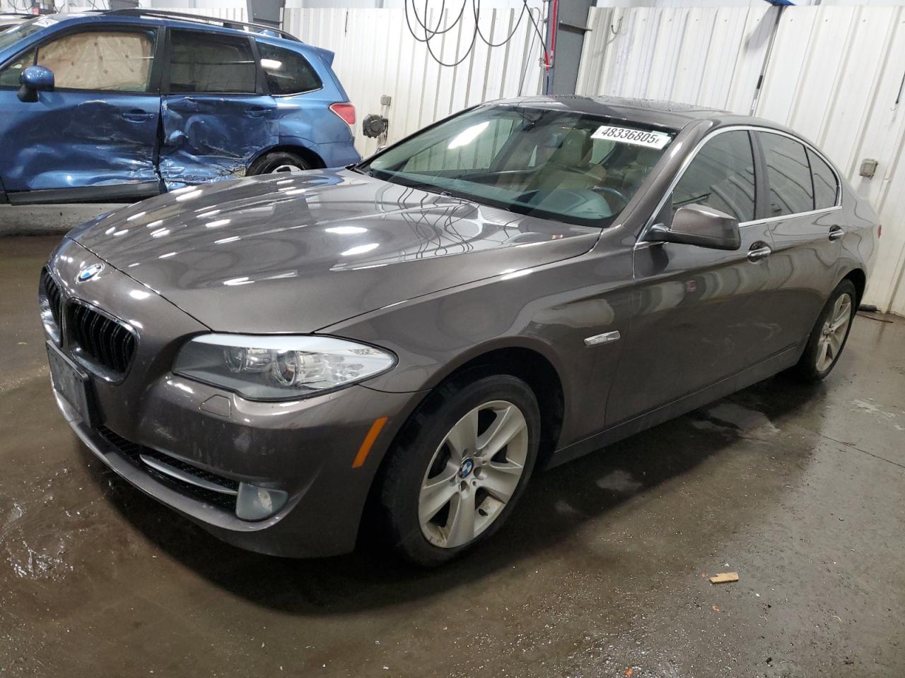 BMW 528 XI 2013