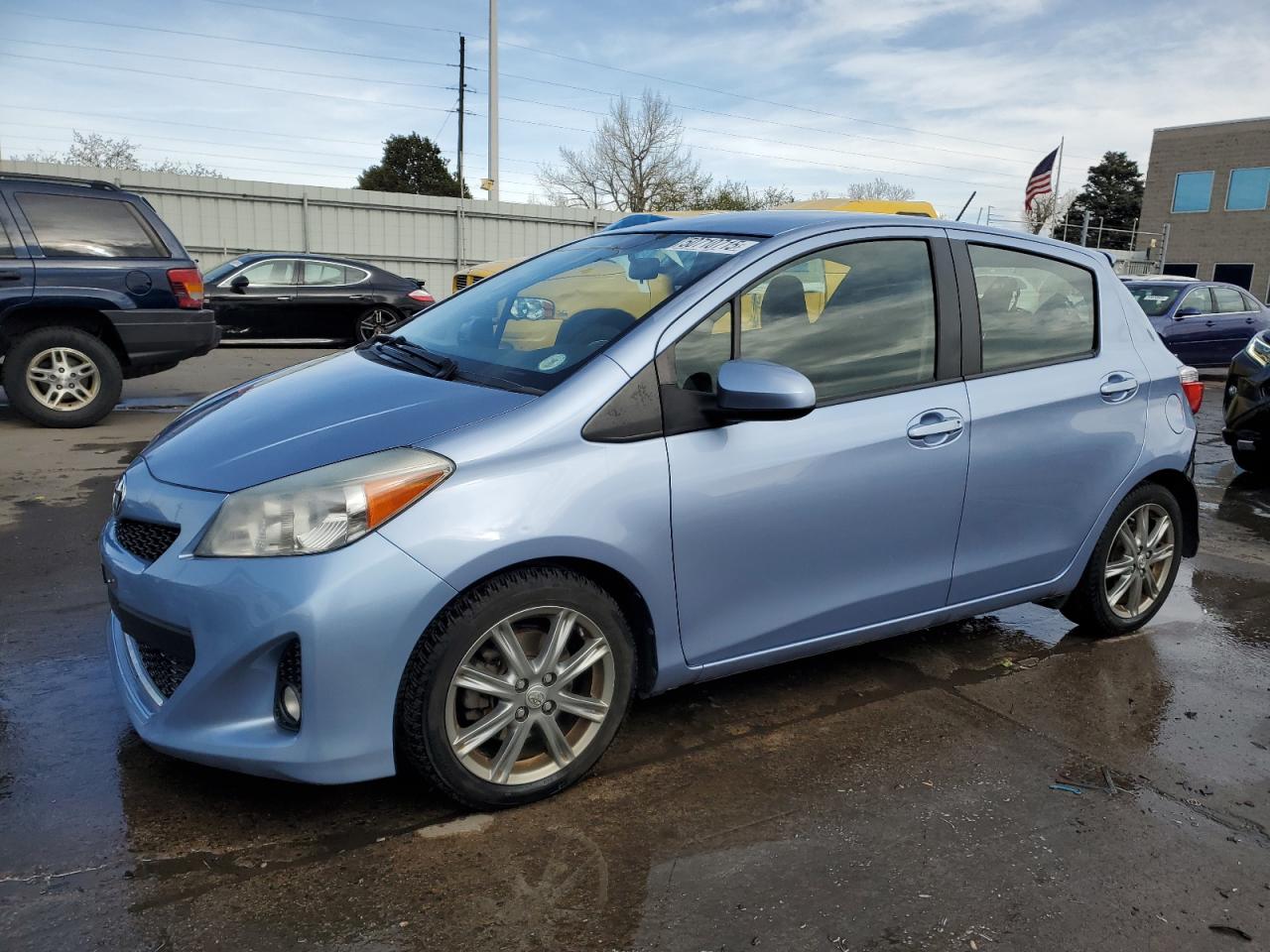 TOYOTA YARIS 2013