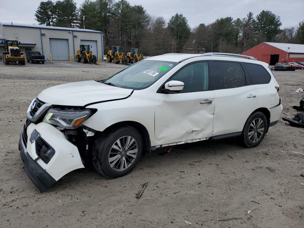 NISSAN PATHFINDER 2017