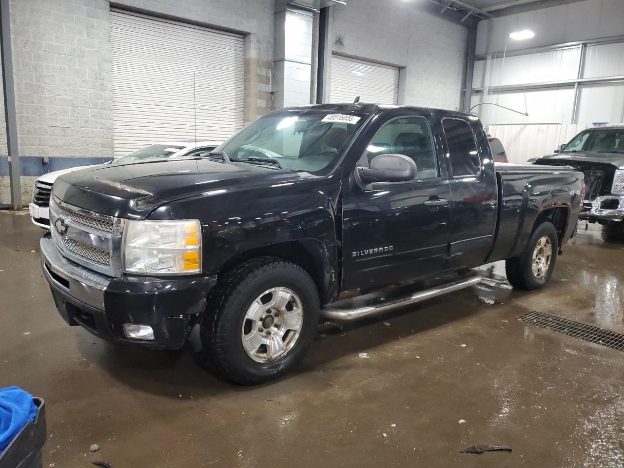 CHEVROLET SILVERADO 2011