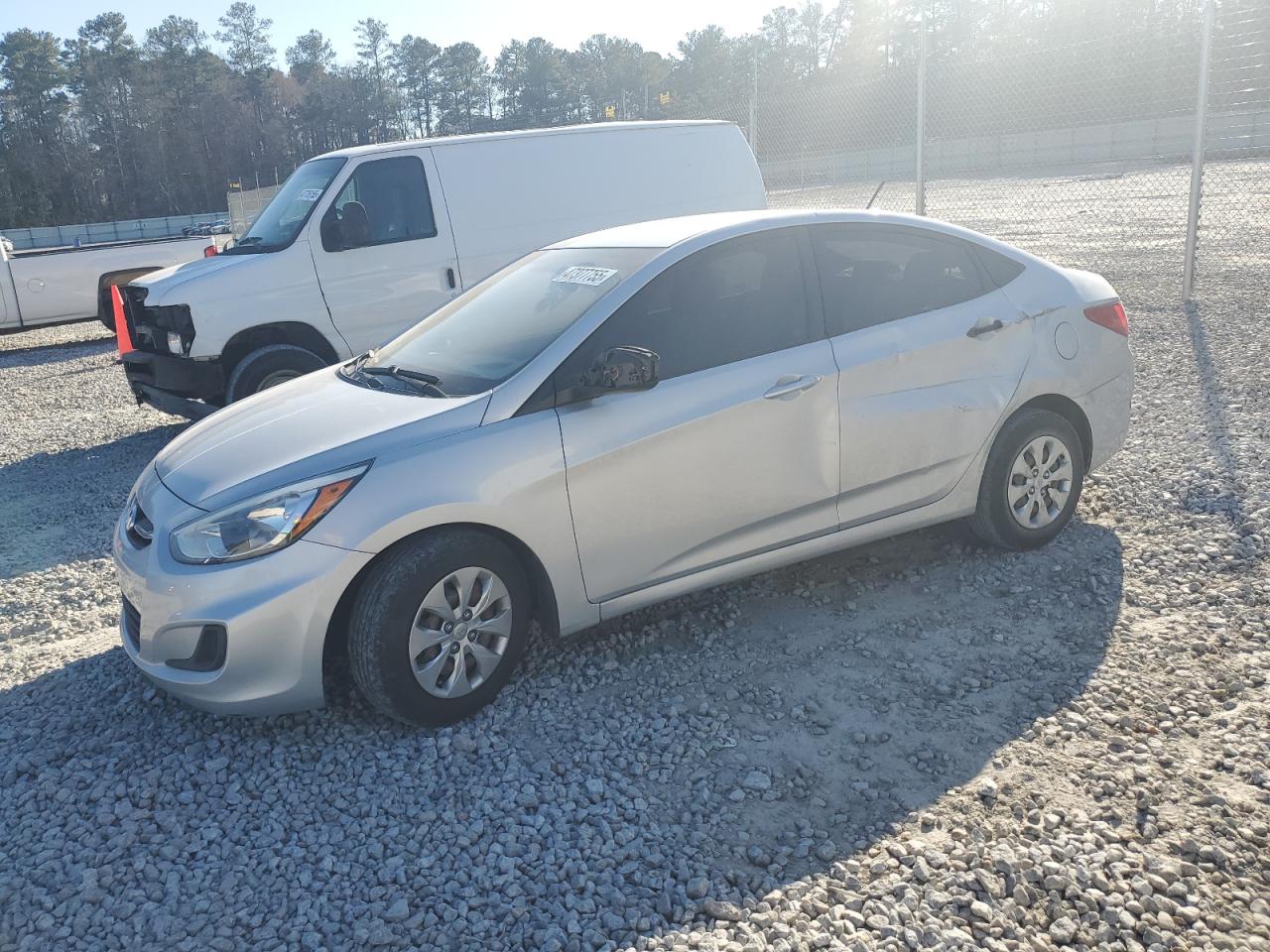 HYUNDAI ACCENT GLS 2015
