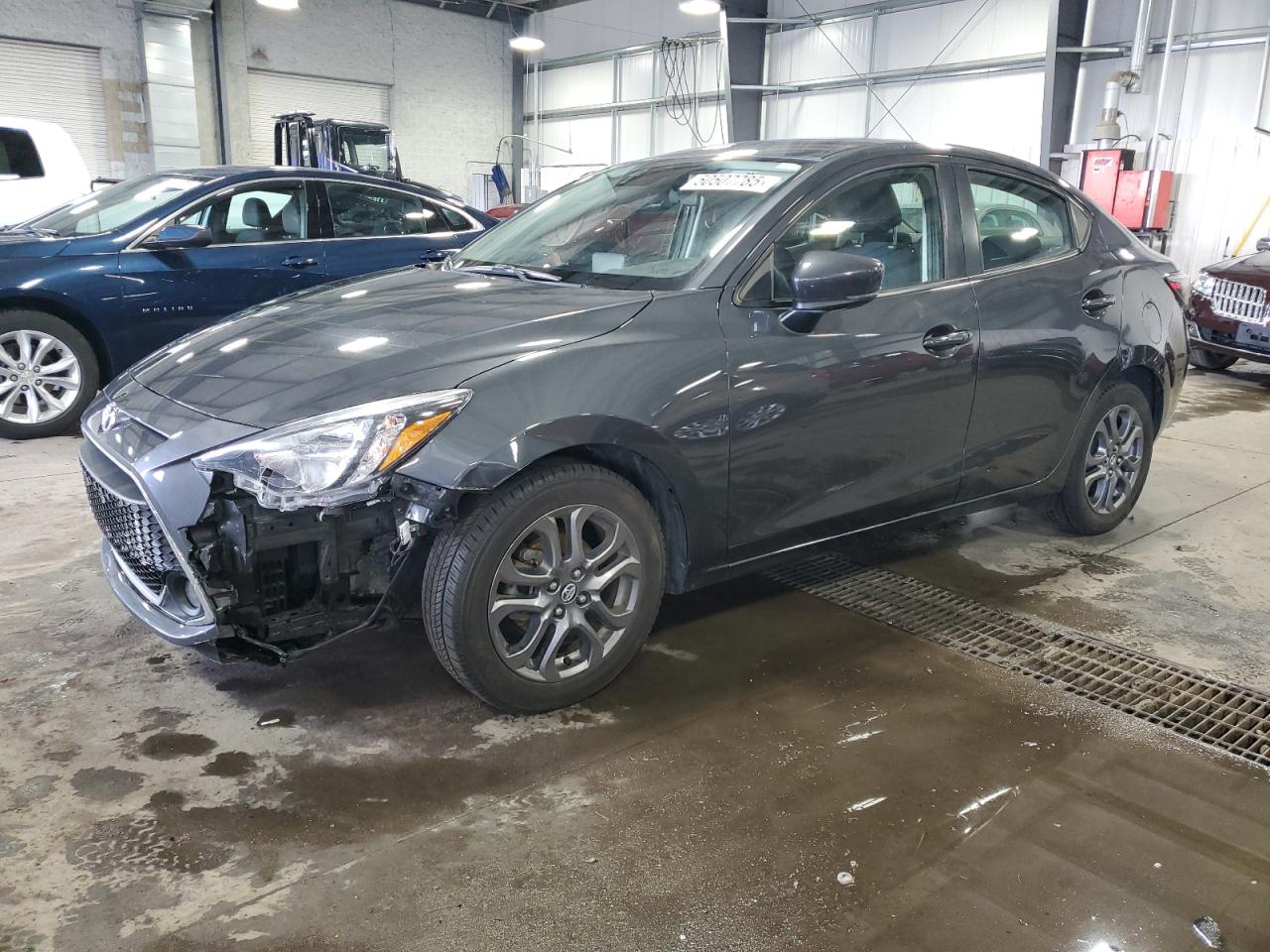 TOYOTA YARIS L 2019