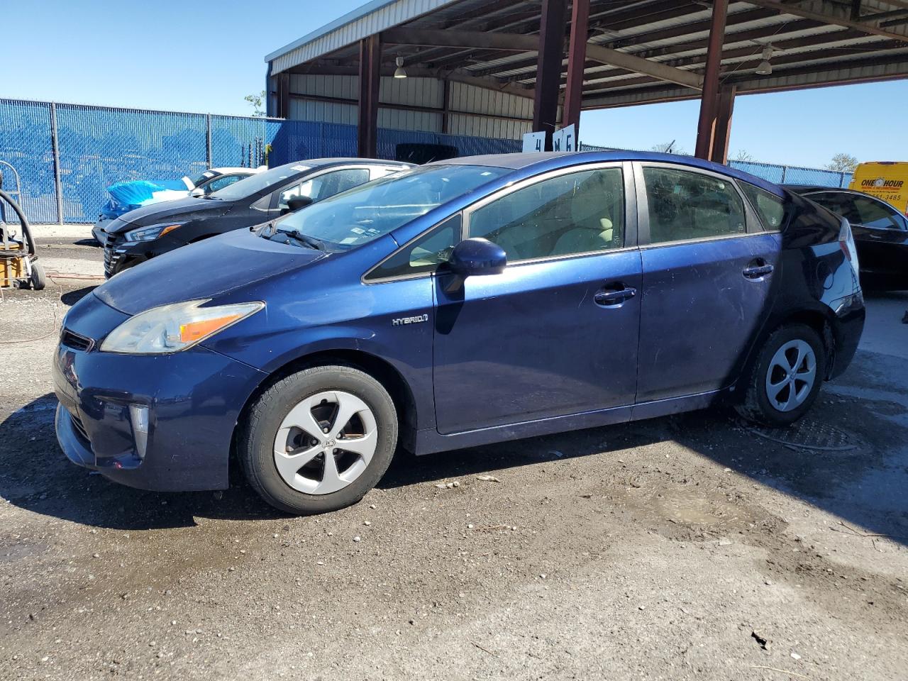 TOYOTA PRIUS 2012