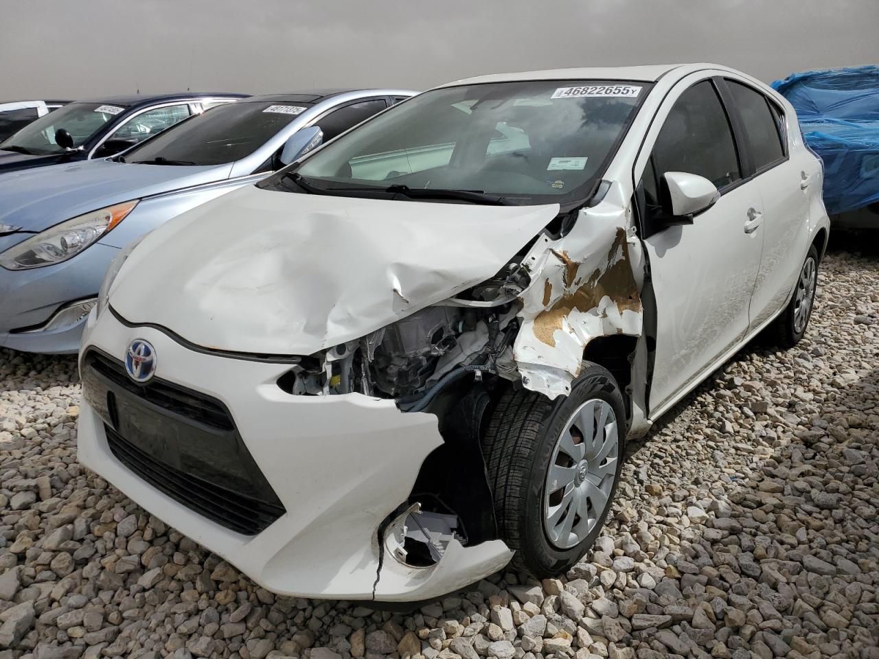 TOYOTA PRIUS C 2016