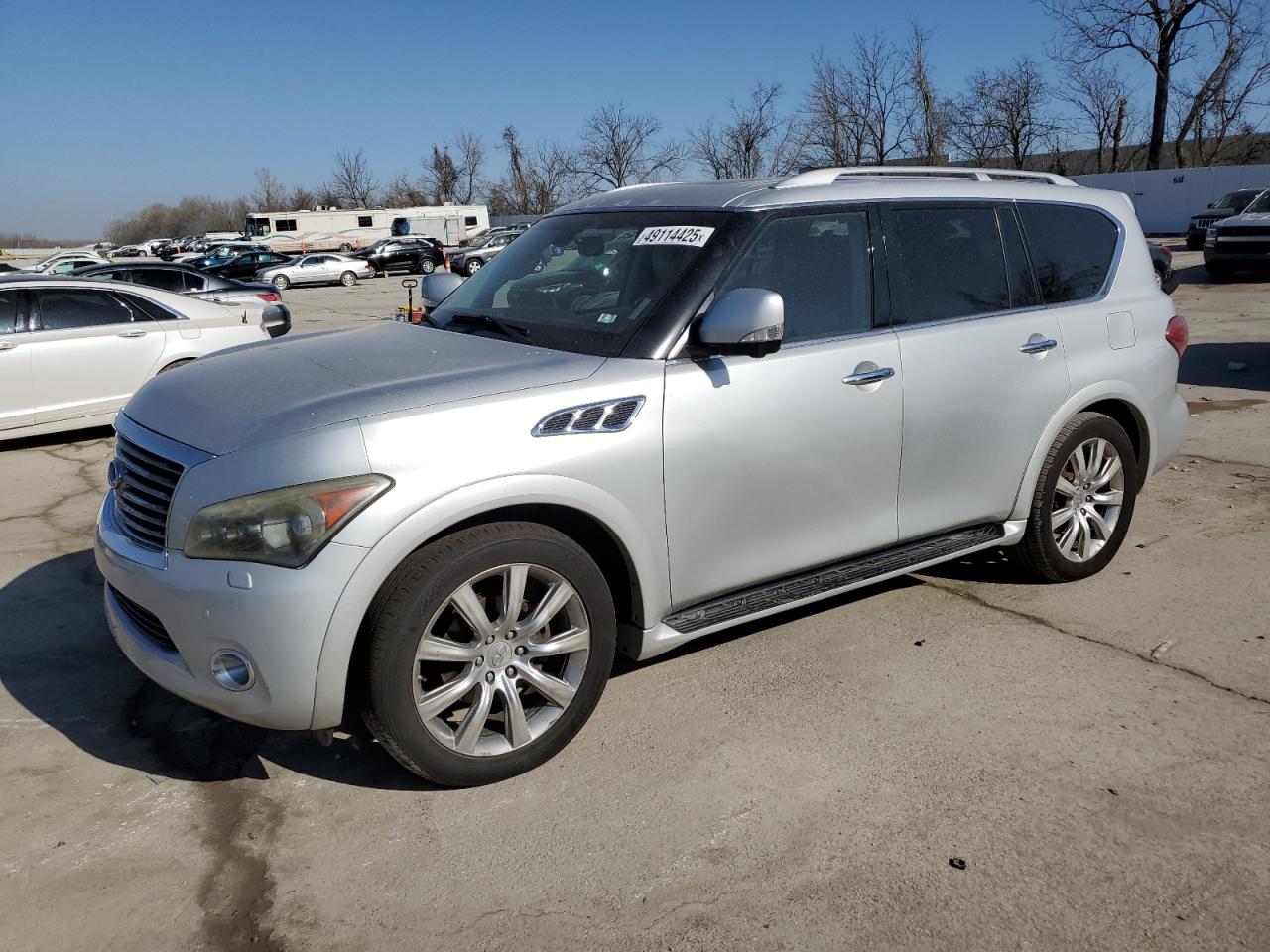INFINITI QX56 2011