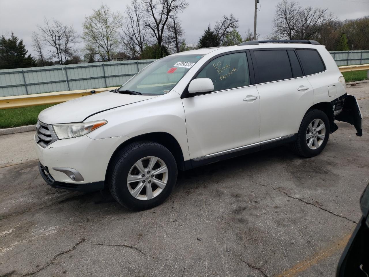 TOYOTA HIGHLANDER 2012