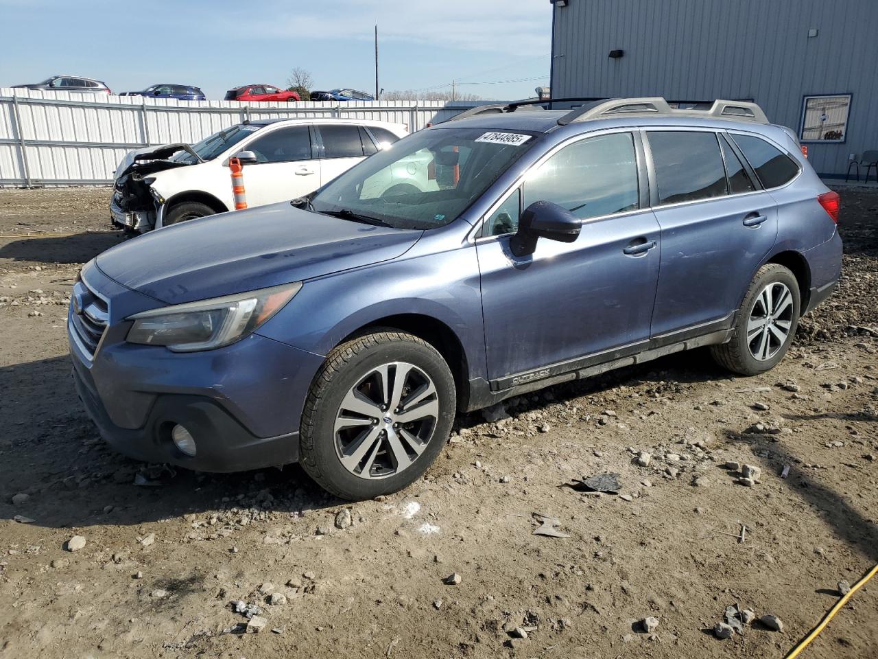 SUBARU OUTBACK 2. 2018