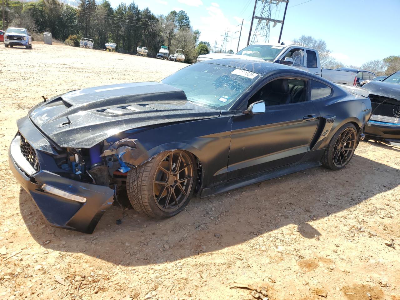 FORD MUSTANG 2021