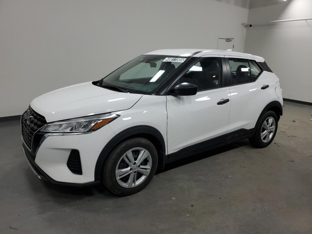 NISSAN KICKS S 2024