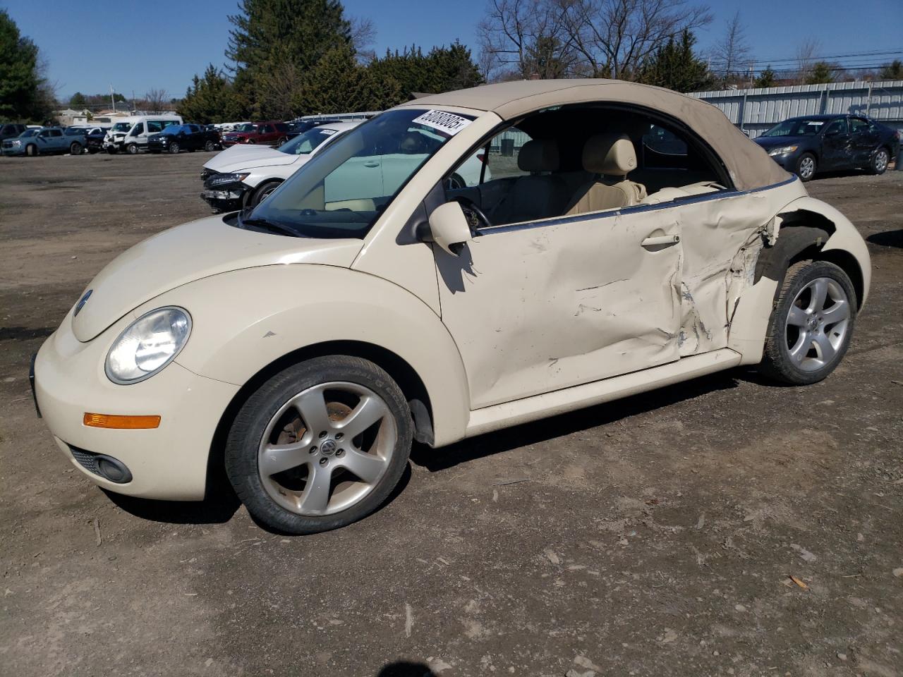 VOLKSWAGEN NEW BEETLE 2006
