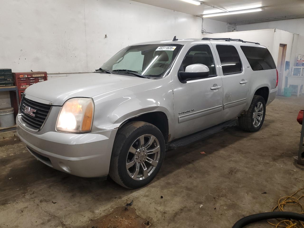 GMC YUKON XL K 2011