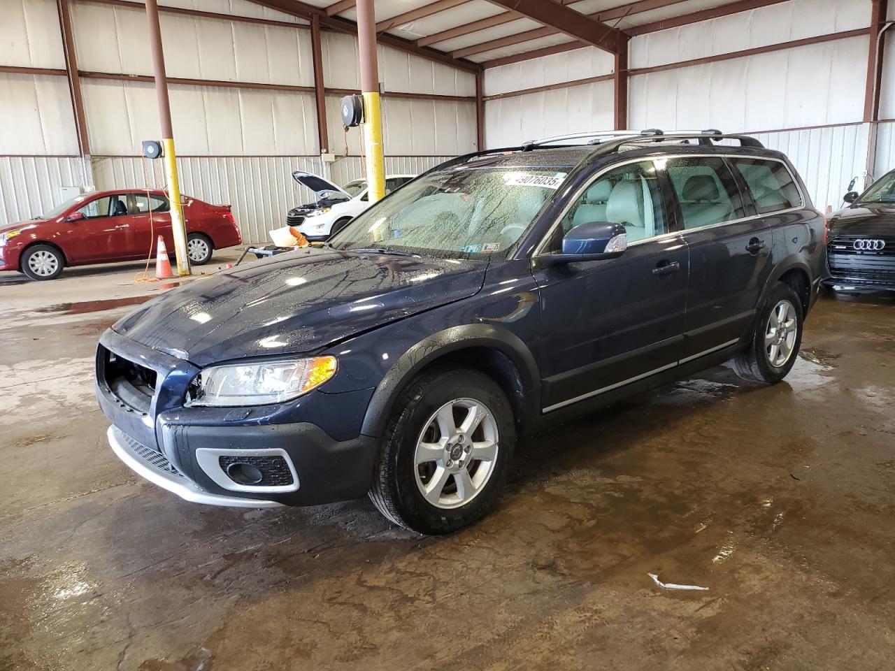VOLVO XC70 3.2 2013