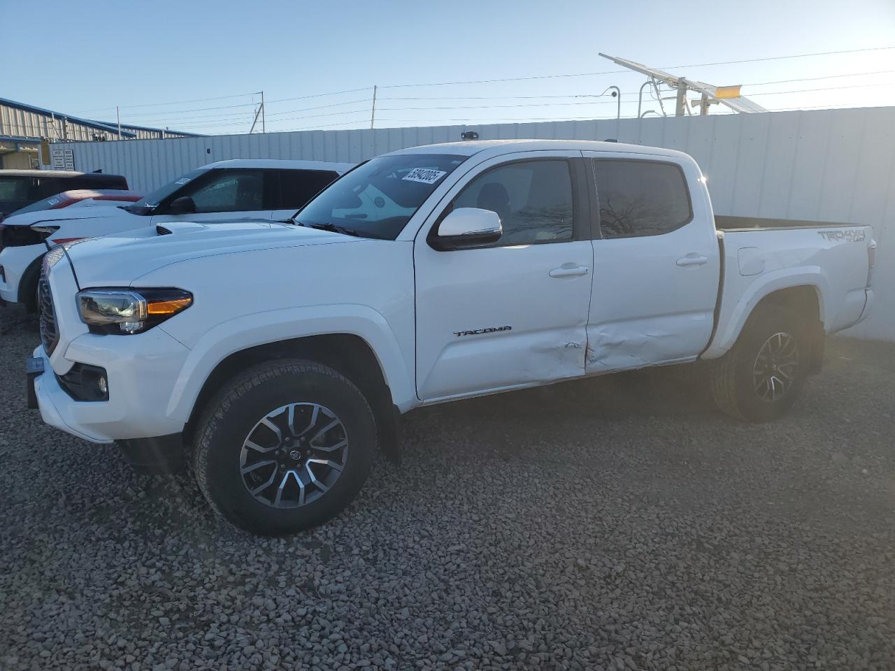 TOYOTA TACOMA DOU 2023