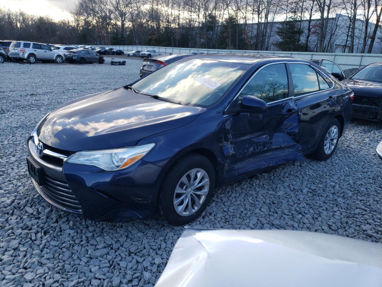 TOYOTA CAMRY LE 2016