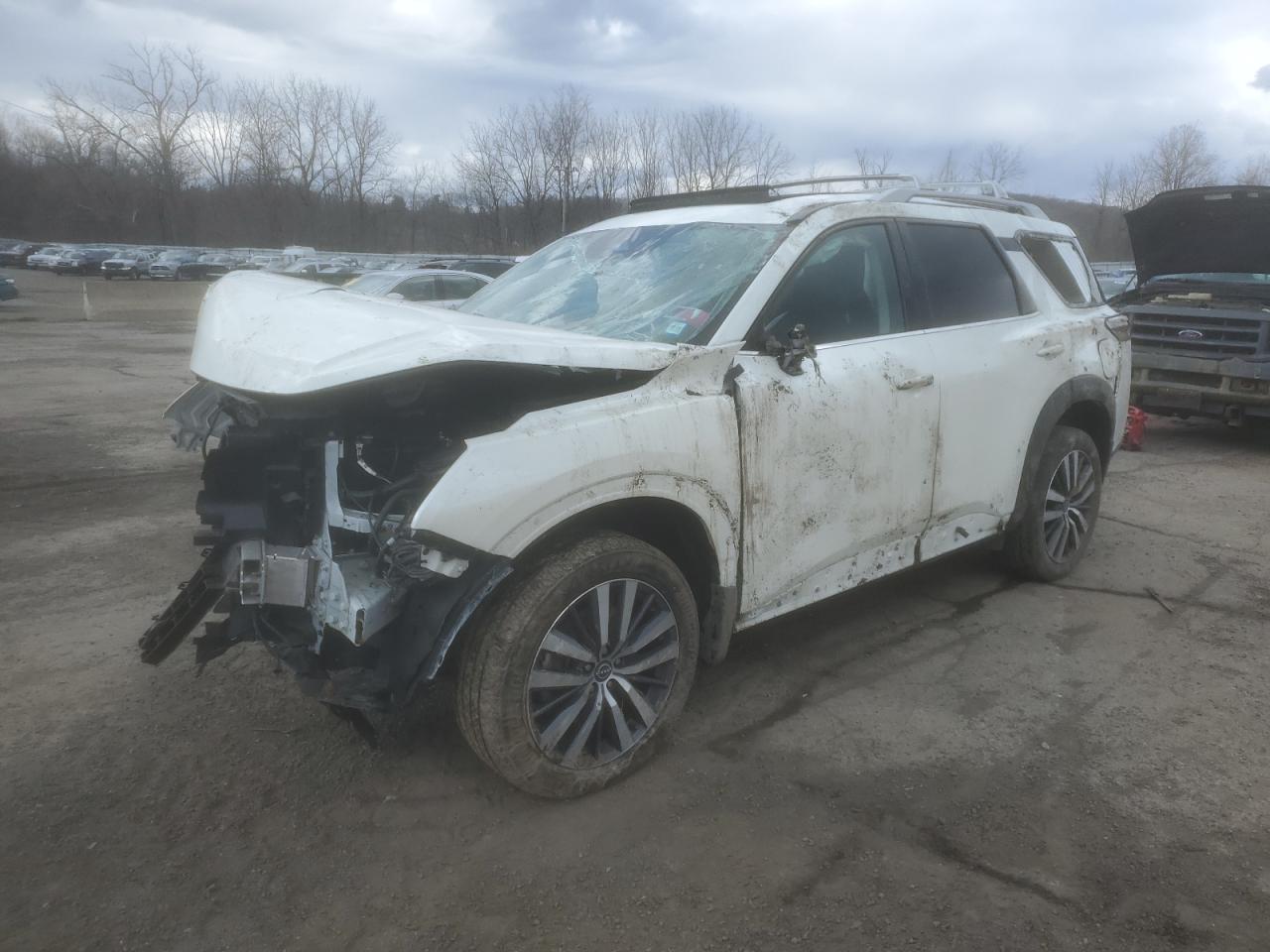NISSAN PATHFINDER 2022