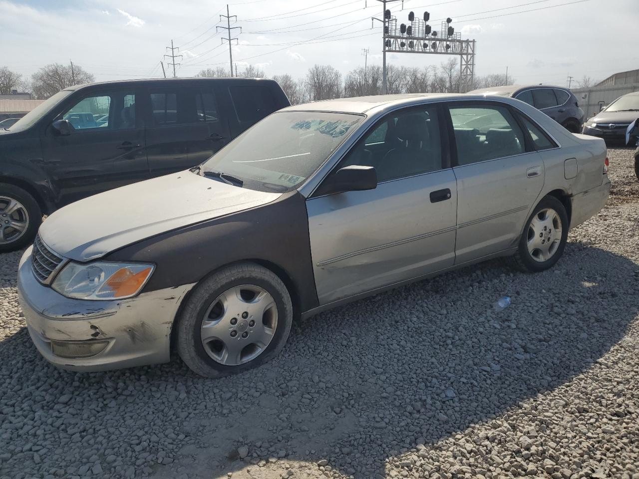 TOYOTA AVALON XL 2003