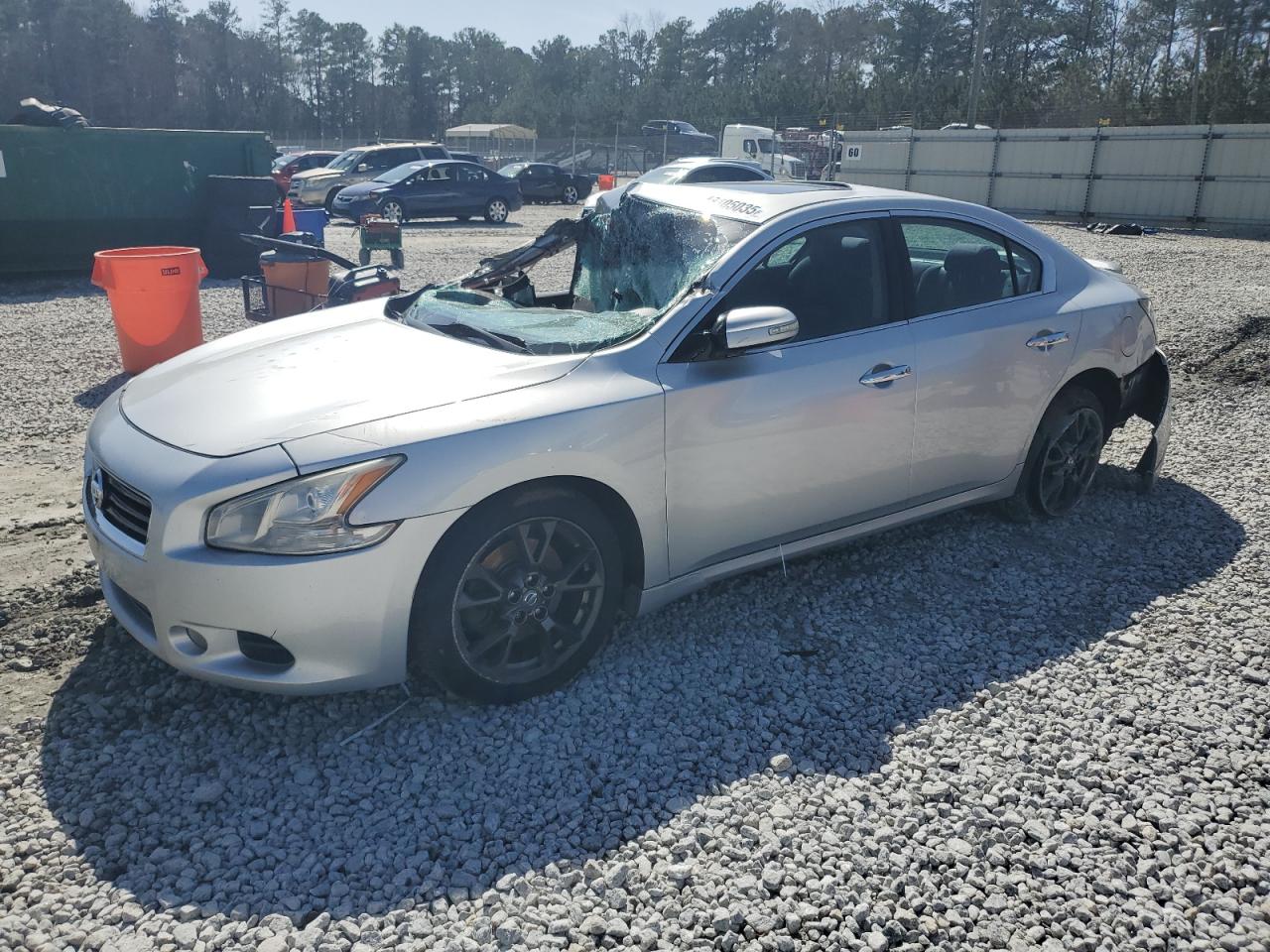 NISSAN MAXIMA 2014