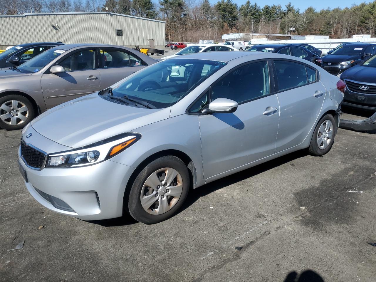 KIA FORTE LX 2017