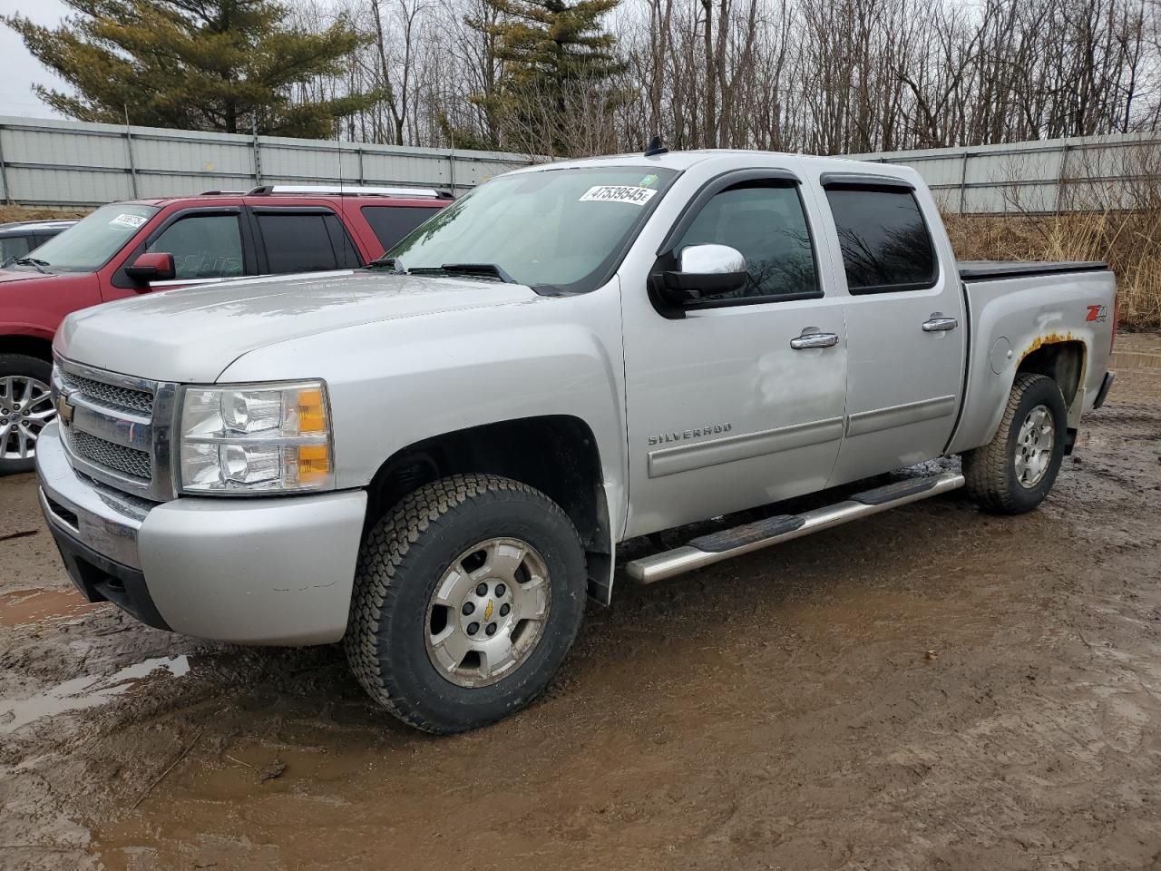 CHEVROLET SILVERADO 2011