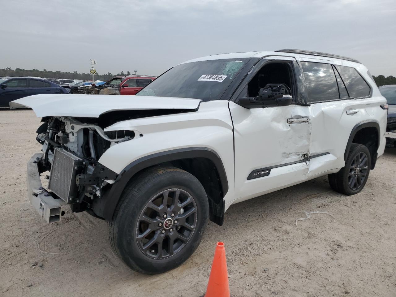 TOYOTA SEQUOIA SR 2023