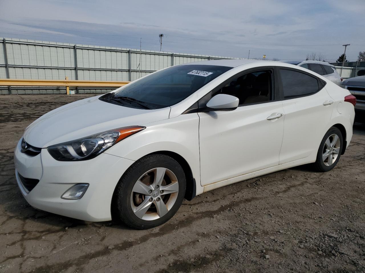 HYUNDAI ELANTRA GL 2013