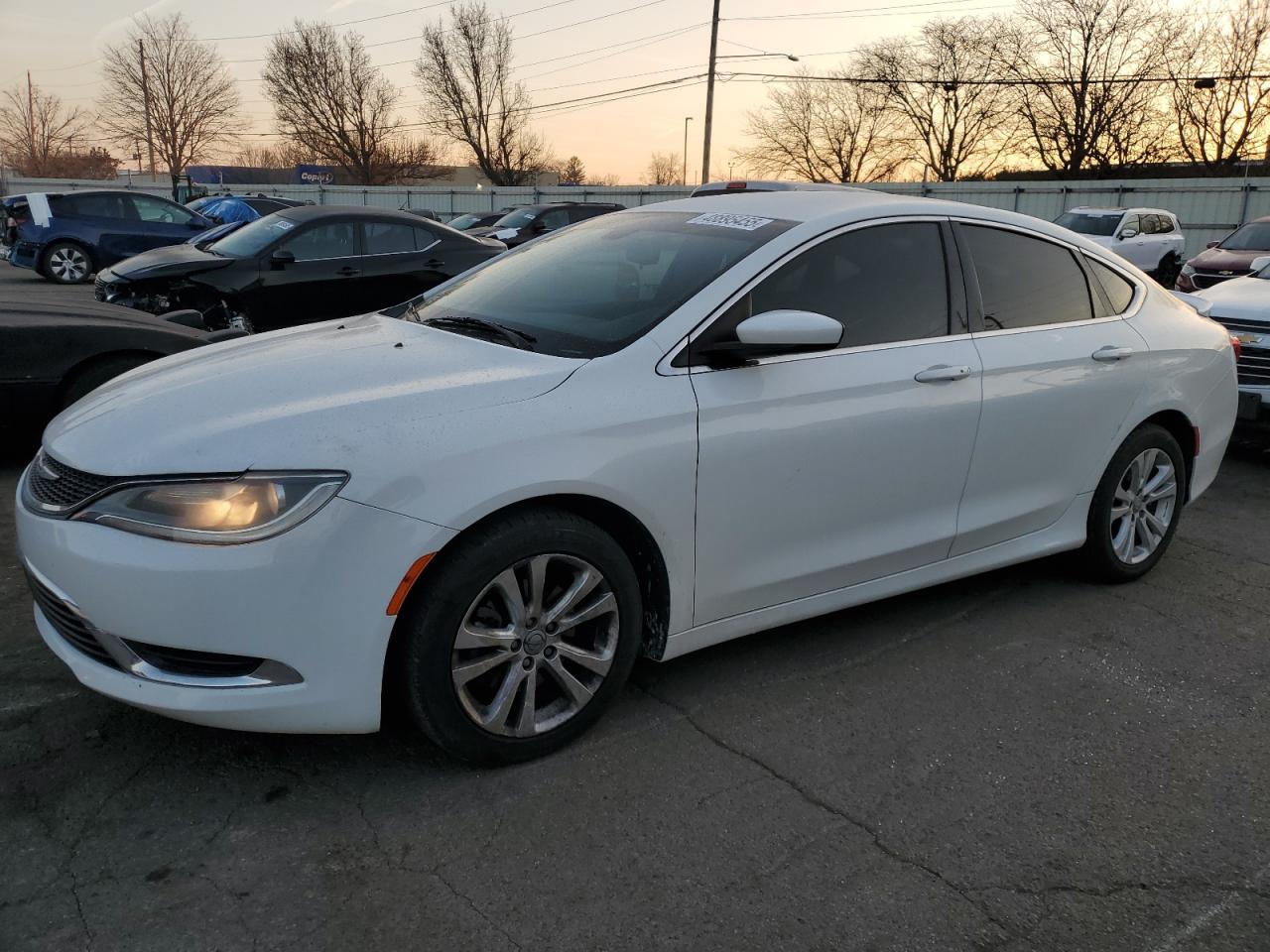CHRYSLER 200 2015