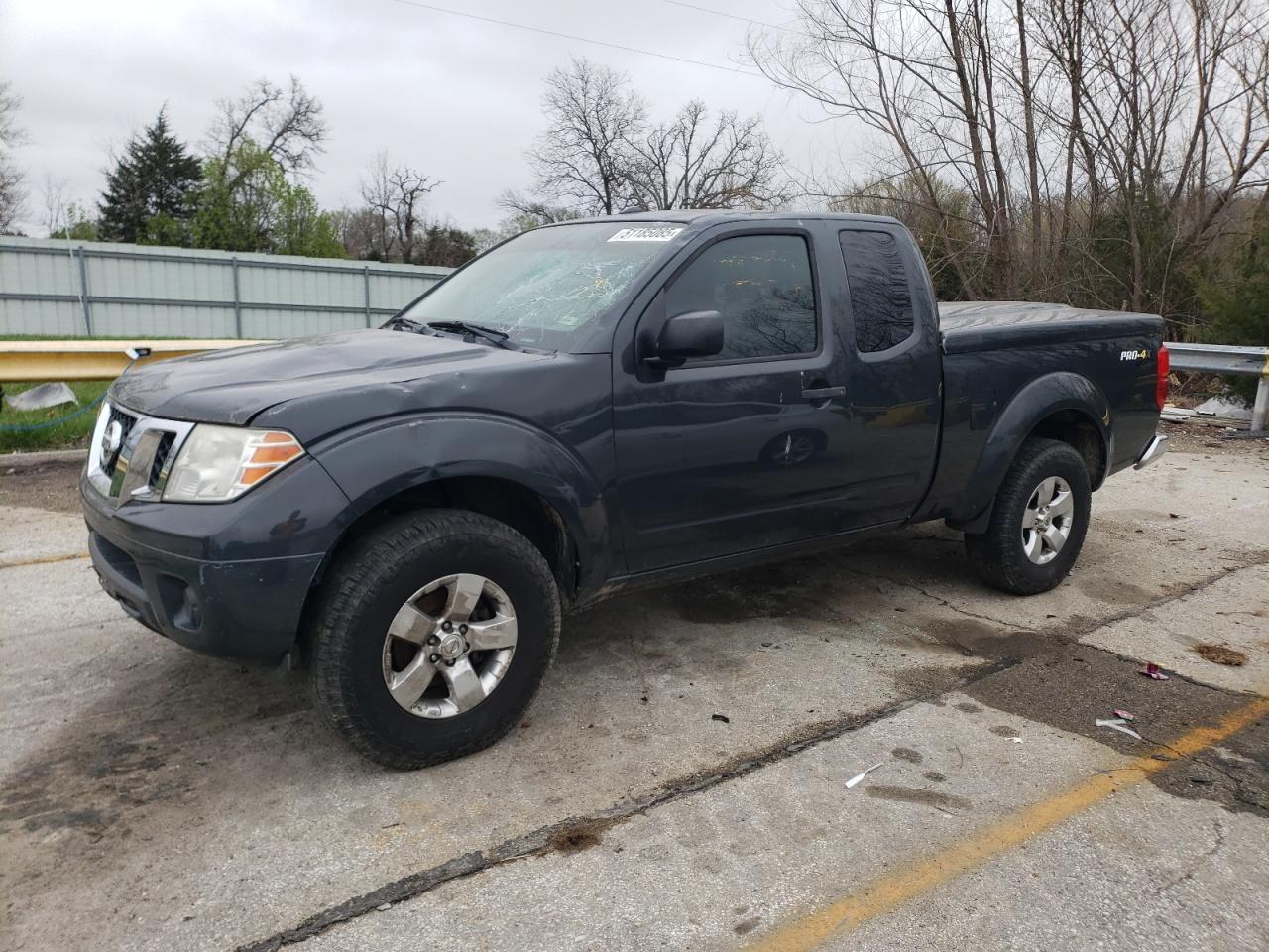 NISSAN FRONTIER S 2013