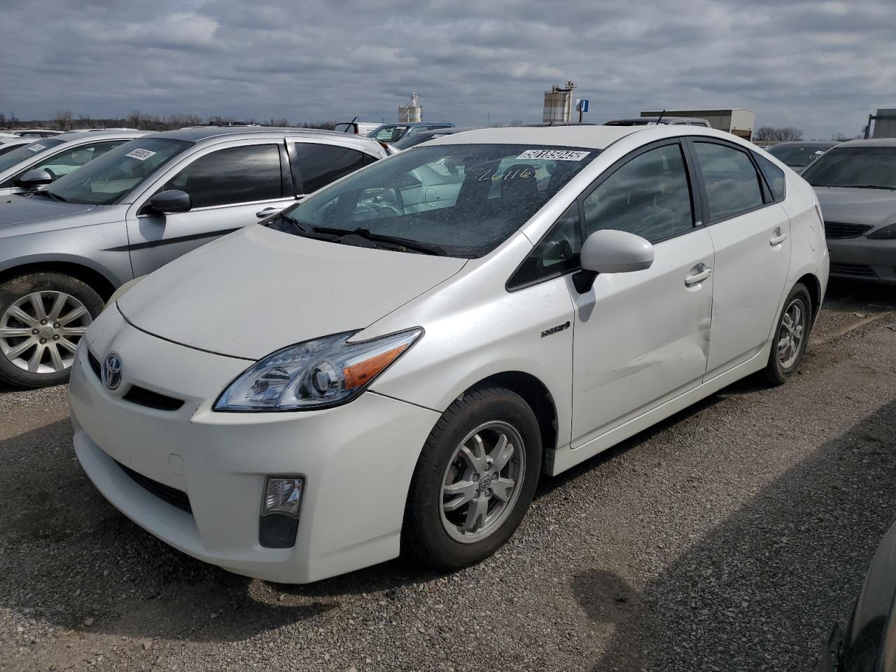 TOYOTA PRIUS 2011