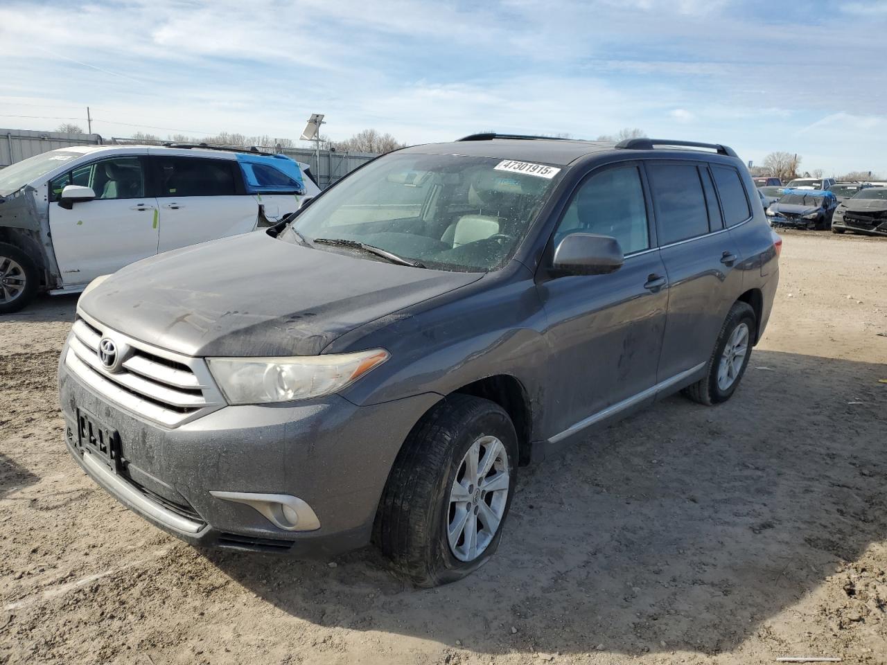 TOYOTA HIGHLANDER 2013