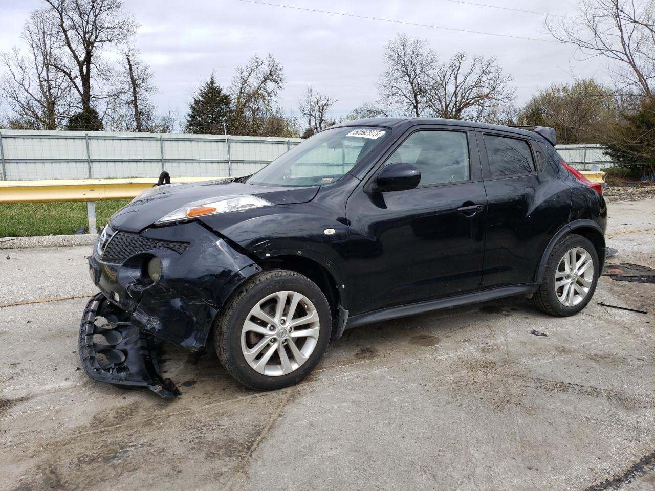 NISSAN JUKE 2012